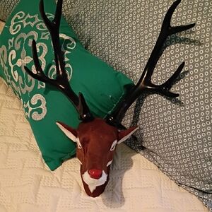 Festive Brown Reindeer Head Decor